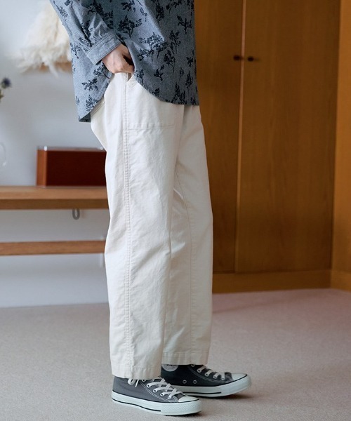 Sunny clouds（サニークラウズ）の「サニークラウズ　ゆるすぎ起毛チノンス（その他パンツ・レディース・ブラック/ブラウン/アイボリー・M/L/LL/3L）」の2枚目の写真