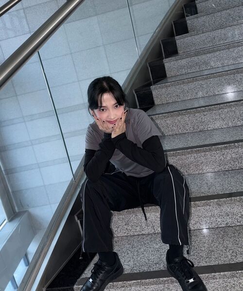 GRAYBLVD(グレイブラバット)の「バスツパイピングトラックパンツ(ブラック)(スウェットパンツ・レディース・その他・MEDIUM/LARGE)」の11枚目の写真
