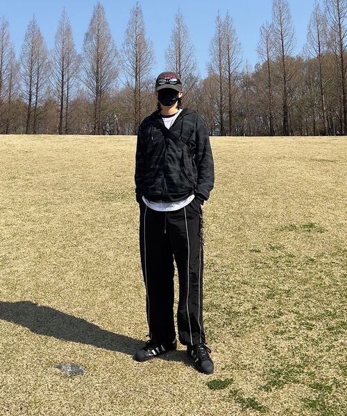 GRAYBLVD(グレイブラバット)の「バスツパイピングトラックパンツ(ブラック)(スウェットパンツ・レディース・その他・MEDIUM/LARGE)」の5枚目の写真