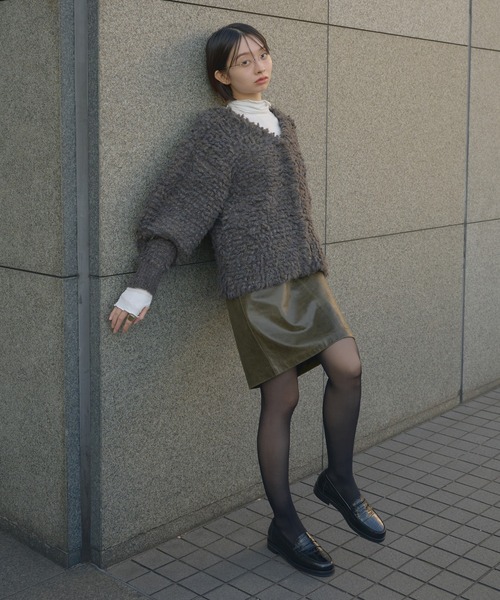Perushu（ペルーシュ）の「Boucle  Volume-Sleeve Knit Cardigan／ブークレヤーンボリュームスリーブニットカーディガン（カーディガン/ボレロ・レディース・レッド/ベージュ/チャコールグレー・FREE）」の10枚目の写真