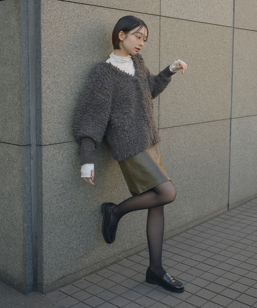 Perushu（ペルーシュ）の「Boucle  Volume-Sleeve Knit Cardigan／ブークレヤーンボリュームスリーブニットカーディガン（カーディガン/ボレロ・レディース・レッド/ベージュ/チャコールグレー・FREE）」の11枚目の写真