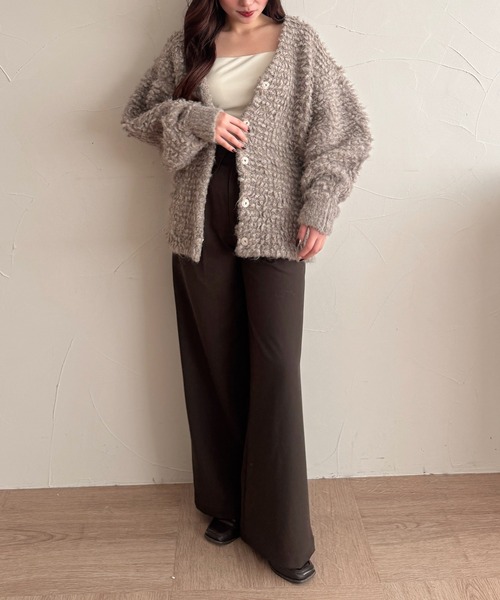 Perushu（ペルーシュ）の「Boucle  Volume-Sleeve Knit Cardigan／ブークレヤーンボリュームスリーブニットカーディガン（カーディガン/ボレロ・レディース・レッド/ベージュ/チャコールグレー・FREE）」の7枚目の写真