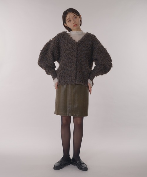 Perushu（ペルーシュ）の「Boucle  Volume-Sleeve Knit Cardigan／ブークレヤーンボリュームスリーブニットカーディガン（カーディガン/ボレロ・レディース・レッド/ベージュ/チャコールグレー・FREE）」の21枚目の写真