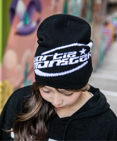 GORGE(ゴージ)の「《ロゴジャガード×ストリート》厚手ニットビーニー 秋冬◎(ニットキャップ/ビーニー・レディース・ネイビー/レッド/ブラック・F)」の5枚目の写真
