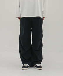 THESTORI（ザ・ストリ）の「Pintuck Parachute Pants (Black)（デニムパンツ）」
