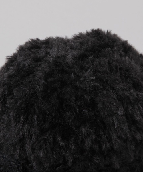 JEANASIS（ジーナシス）の「フェイクファーMIXヤーンハット/610237（ハット・レディース・オフホワイト/ブラック・FREE）」の5枚目の写真