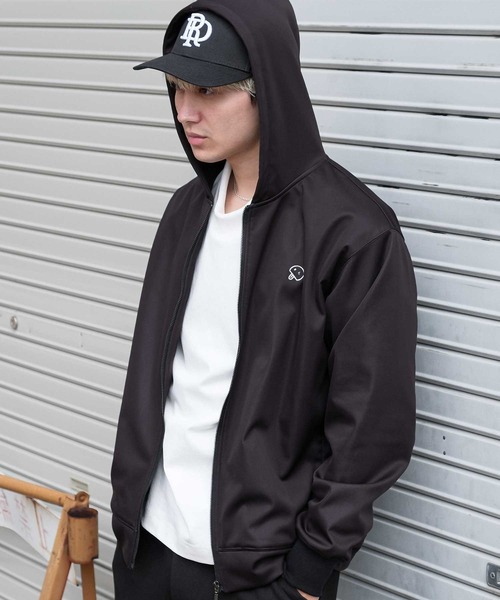 ROUXDI PERFE ルゥディパフィー]裏フリース3LAYERロゴ刺繍パーカー