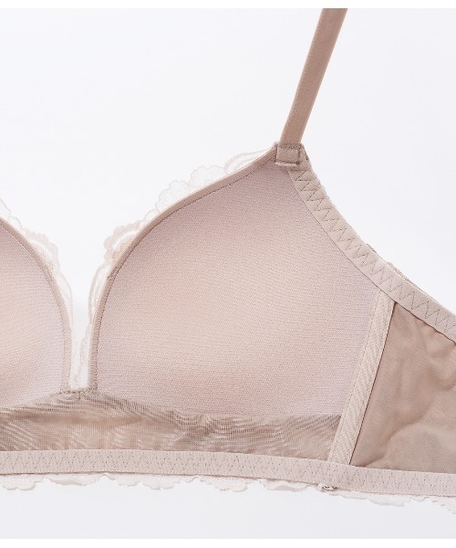 PEACH JOHN(ピーチジョン)の「盛れるノンワイヤーブラ(ブラジャー・レディース・ライトブラウン・D70/D65/C75/C70/B75/B70/B65/F65/E75/E70/D75)」の8枚目の写真
