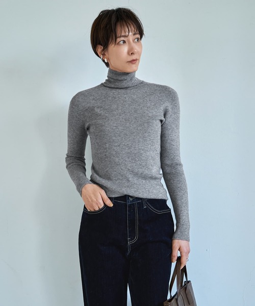 STYLE DELI(スタイルデリ)の「もっちりタートルリブニットトップス(ニット/セーター・レディース・ブラック/オートミール/ライトグレー/ホワイト・FREE)」の3枚目の写真
