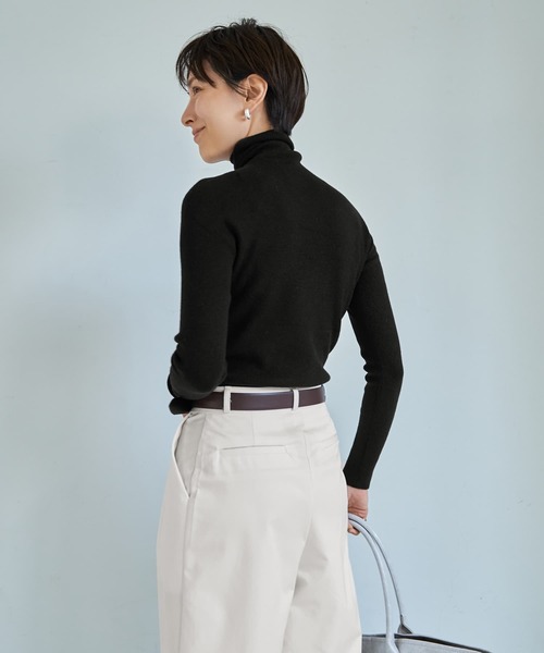STYLE DELI(スタイルデリ)の「もっちりタートルリブニットトップス(ニット/セーター・レディース・ブラック/オートミール/ライトグレー/ホワイト・FREE)」の19枚目の写真