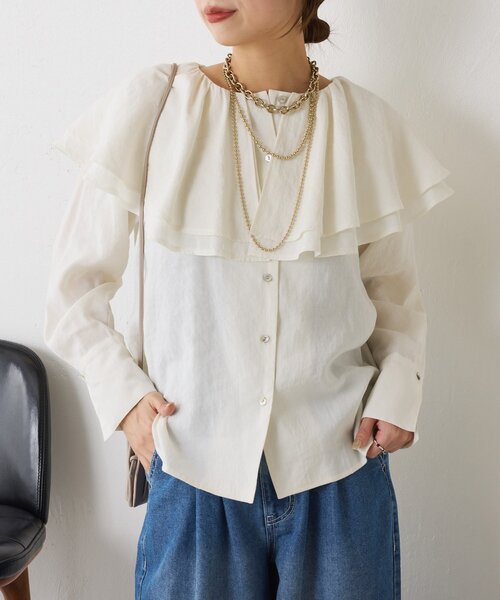 Jena espace merveilleux(ジェナ エスパスメルヴェイユ)の「ネックラッフルブラウス(シャツ/ブラウス・レディース・イエロー/ネイビー/オフホワイト・FREE)」の1枚目の写真