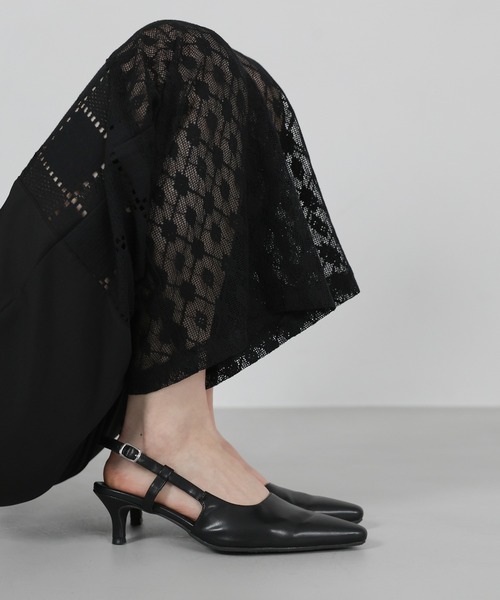 select MOCA(セレクトモカ)の「ポインテッドトゥアンクルストラップパンプス(パンプス・レディース・ブラック/アイボリー・LARGE/MEDIUM/SMALL)」の8枚目の写真
