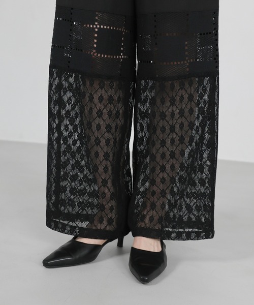 select MOCA(セレクトモカ)の「ポインテッドトゥアンクルストラップパンプス(パンプス・レディース・ブラック/アイボリー・LARGE/MEDIUM/SMALL)」の5枚目の写真
