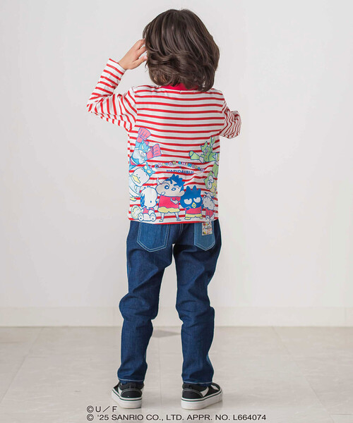 SLAP SLIP（スラップスリップ）の「【原作クレヨンしんちゃん×はぴだんぶい×SLAPSLIP】デニムポケット付きバックプリントTシャツ(80~120cm)（Tシャツ/カットソー・キッズ・レッド系その他/イエロー系その他・90cm/80ｃｍ/110cm/100cm/120cm）」の4枚目の写真