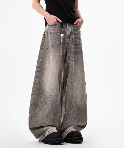 Evo+Revo（エボレボ）の「”どこか古着っぽい”ペンキ飛ばし ワイドバギー バルーン バレルデニム（デニムパンツ・メンズ・グレー・M/S/L）」の5枚目の写真