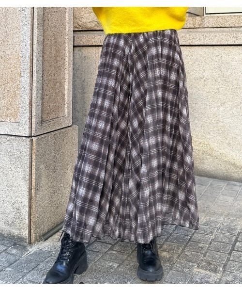 Desert　Rose（デザートローズ）の「【DESERT ROSE/デザートローズ】チェック柄シュリンクスカート（スカート・レディース・グレー系その他/ブラウン系その他・FREE）」の2枚目の写真