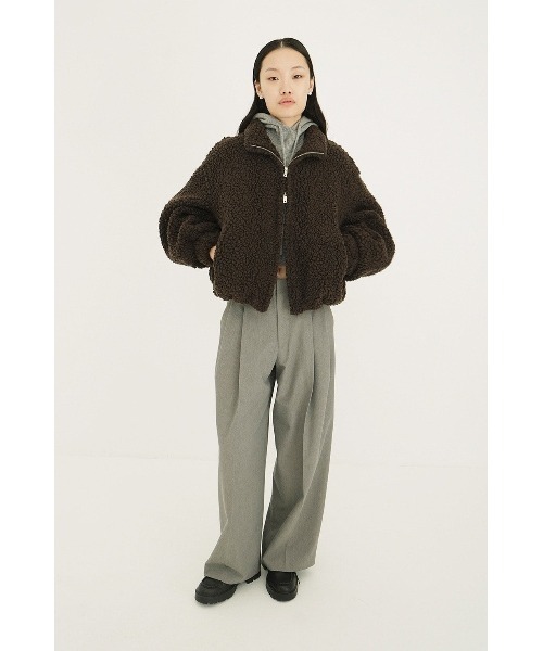 CLANE(クラネ)の「CLANE BALLOON BOA BLOUSON 19101-0032(ブルゾン・レディース・オフホワイト/ブラウン/グレー・2/1)」の18枚目の写真