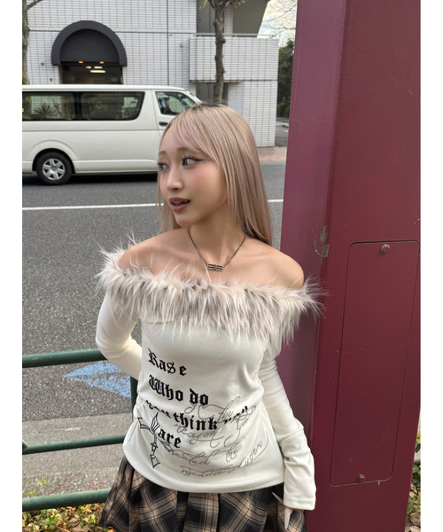 DAESE TOKYO(デセトウキョウ)の「『DAESE TOKYO/デセトウキョウ』グランジファーオフショルトップス(Tシャツ/カットソー・レディース・ホワイト・FREE)」の16枚目の写真