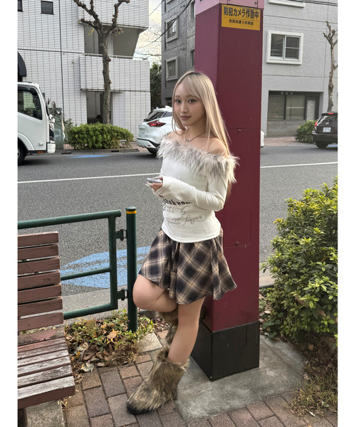 DAESE TOKYO(デセトウキョウ)の「『DAESE TOKYO/デセトウキョウ』グランジファーオフショルトップス(Tシャツ/カットソー・レディース・ホワイト・FREE)」の8枚目の写真