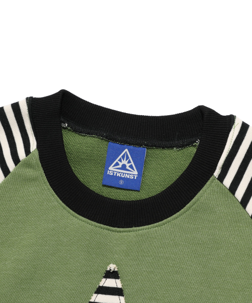 ISTKUNST(イストクンスト)の「STAR APPLIQUE RAGLAN SWEATSHIRTS_GREEN(IK2FSMM444A)(スウェット・レディース・グリーン・M/S)」の3枚目の写真