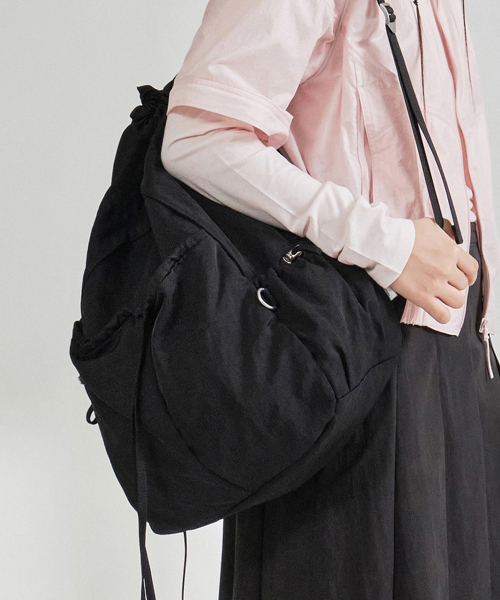COVERNAT WOMAN(カバーナットウーマン)の「クローバーハート シャーリング ナイロン バックパック Black(バックパック/リュック・レディース・その他・FREE)」の1枚目の写真