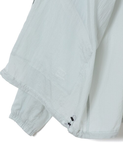THE NORTH FACE(ザノースフェイス)の「THE NORTH FACE / GAR WIND JACKET(ナイロンジャケット・レディース・グレー・SMALL)」の15枚目の写真