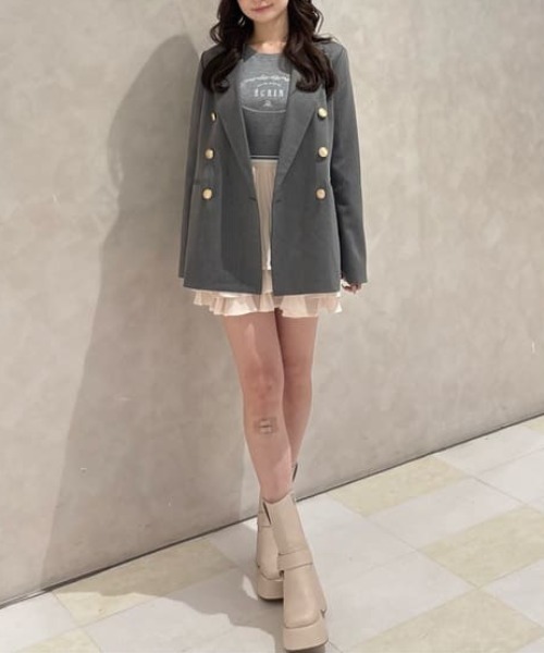 ピークドラペルダブルテーラードジャケット 春服（テーラード