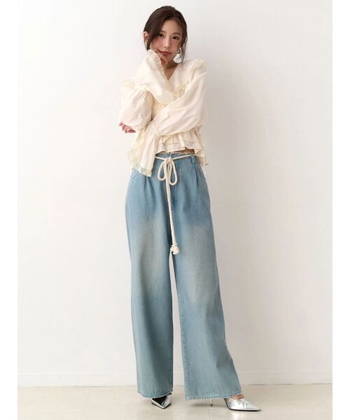 CALNAMUR(カルナムール)の「ウエストフリンジデニムパンツ(デニムパンツ・レディース・ブルー/ピンク・SMALL/MEDIUM)」の8枚目の写真