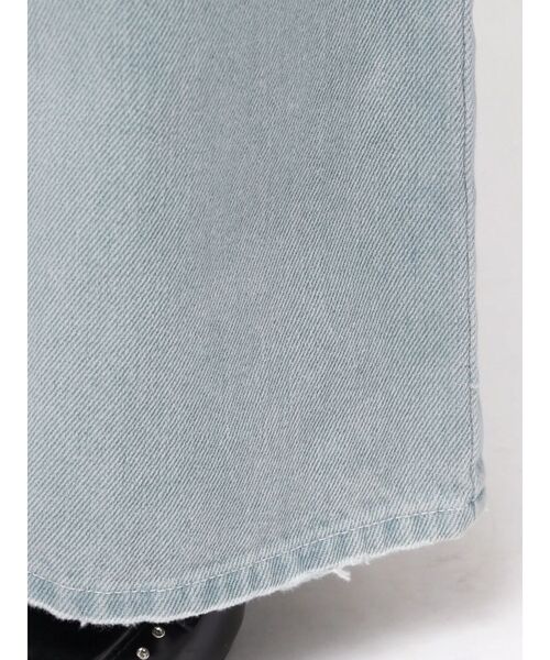 Now me. by NYLON JAPAN（ナウミーバイナイロンジャパン）の「ウエストフリンジデニムパンツ（デニムパンツ・レディース・ブルー/ピンク・SMALL/MEDIUM）」の21枚目の写真