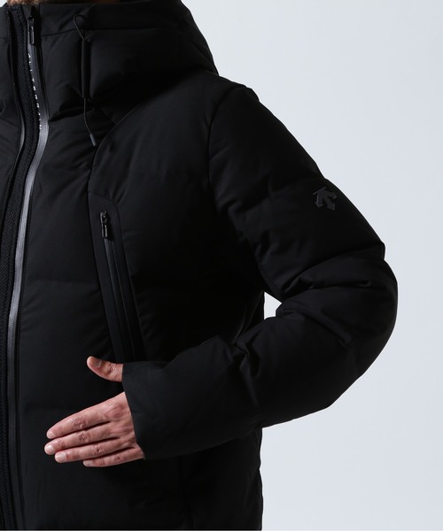DESCENTE ALLTERRAIN（デサント　オルテライン）の「DESCENTE ALLTERRAIN/デサント オルテライン　MOUNTAINEER 水沢ダウン マウンテニア（ダウンジャケット/コート・メンズ・ブラック・X-LARGE/LARGE/MEDIUM）」の6枚目の写真