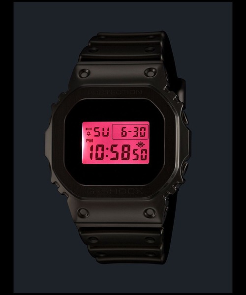 G-SHOCK（ジーショック）の「FINE METALLIC SERIES / GM-5600YRA-8JF（デジタル腕時計・メンズ・シルバー・FREE）」の2枚目の写真