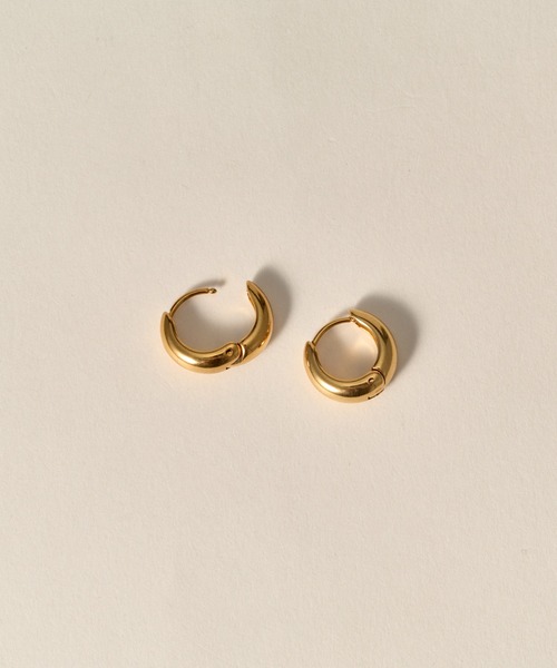novice（ノーヴィス）の「【novice】Mini Compact Oval Pierce［Stainless］（ピアス（両耳用）・レディース・ゴールド/シルバー・FREE）」の5枚目の写真
