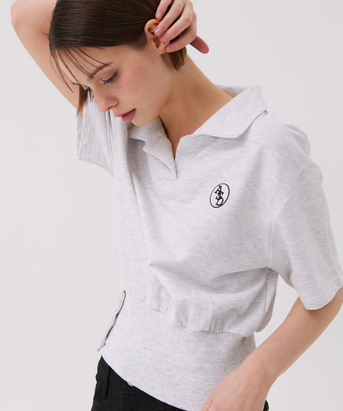 AWESOME STUDIO(オーサムスタジオ)の「ボタン装飾カラー半袖Tシャツホワイトグレー(ポロシャツ・レディース・ホワイト・FREE)」の2枚目の写真