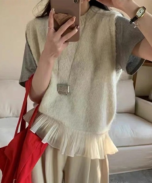 LUMIRA(アパレル)(ルミラ)の「チュールフリルニットベスト(ベスト・レディース・グレー/ピンク/ベージュ・ONESIZE)」の2枚目の写真