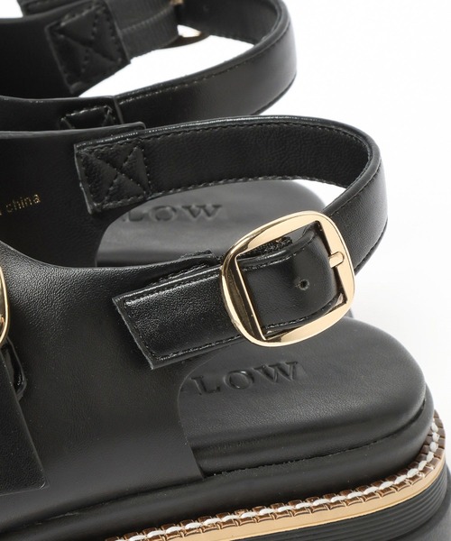 BAYFLOW（ベイフロー）の「ダブルバックルサンダル（サンダル・レディース・ベージュ/ブラック・MEDIUM/SMALL/LARGE）」の19枚目の写真