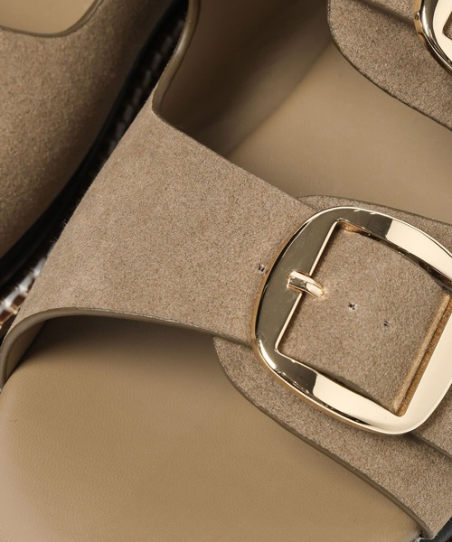 BAYFLOW（ベイフロー）の「ダブルバックルサンダル（サンダル・レディース・ベージュ/ブラック・MEDIUM/SMALL/LARGE）」の5枚目の写真