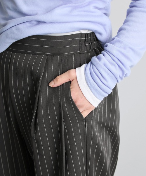 Futier land（フューティアランド）の「ストライプツータックスラックス（デニムパンツ・レディース・グレイッシュベージュ/チャコールグレー・MEDIUM）」の21枚目の写真