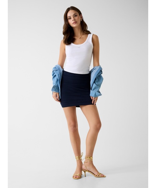 MICHELLE Sweater Skirt スカート | GUESS(ゲス) JAPAN 公式オンライン