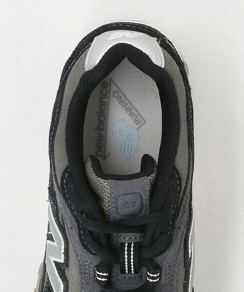 NEW BALANCE(ニューバランス)の「<New Balance>スエード U204L スニーカー(スニーカー・レディース・ブラック/ライトグレー・24cm/23cm/25cm/22.5cm/24.5cm/23.5cm)」の14枚目の写真