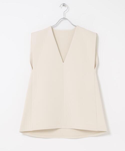 URBAN RESEARCH ROSSO WOMEN（アーバンリサーチ　ロッソ）の「Vネックポンチベスト（ベスト・レディース・ブラック/ホワイト系その他・FREE）」の6枚目の写真