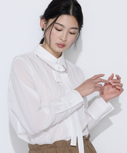 COMME CA(コムサ)の「フィネスボイル シャツブラウス(シャツ/ブラウス・レディース・チャコール/サックスブルー/ホワイト・11号/9号)」の8枚目の写真