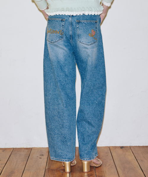 SINOON（シヌーン）の「Balloon Fit Check Heart Denim (Blue)（デニムパンツ・レディース・ブルー・SMALL/MEDIUM）」の5枚目の写真