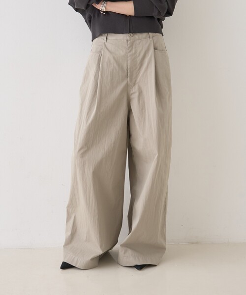 Rouge vif Anna(ルージュヴィフアンナ)の「2WAYサスペンダータックワイドパンツ/サスペンダー取り外し可能/バッグベルト付き/ポケット付き(その他パンツ・レディース・スミクロ/グレイッシュベージュ・36/38)」の15枚目の写真