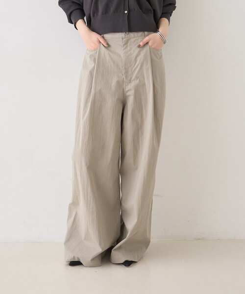 Rouge vif Anna(ルージュヴィフアンナ)の「2WAYサスペンダータックワイドパンツ/サスペンダー取り外し可能/バッグベルト付き/ポケット付き(その他パンツ・レディース・スミクロ/グレイッシュベージュ・36/38)」の16枚目の写真