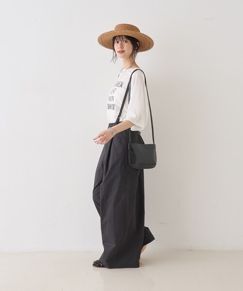 Rouge vif Anna(ルージュヴィフアンナ)の「2WAYサスペンダータックワイドパンツ/サスペンダー取り外し可能/バッグベルト付き/ポケット付き(その他パンツ・レディース・スミクロ/グレイッシュベージュ・36/38)」の7枚目の写真