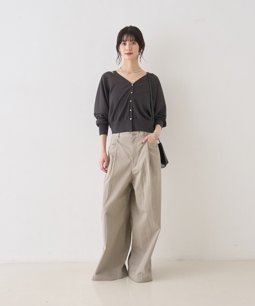 Rouge vif Anna(ルージュヴィフアンナ)の「2WAYサスペンダータックワイドパンツ/サスペンダー取り外し可能/バッグベルト付き/ポケット付き(その他パンツ・レディース・スミクロ/グレイッシュベージュ・36/38)」の19枚目の写真