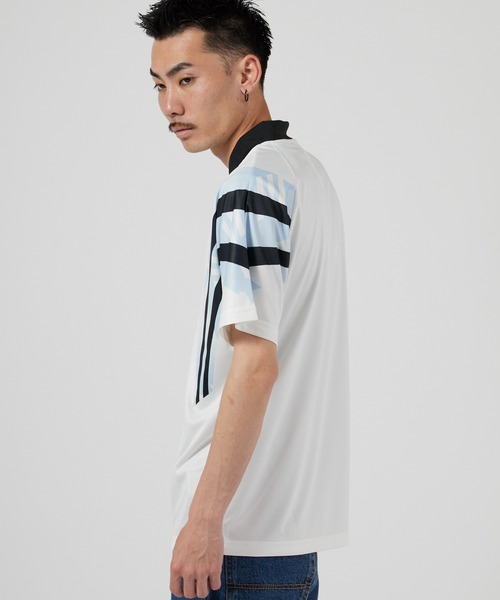 adidas(アディダス)の「adidas/アディダス サンティアゴ AOP インフィル ジャージ ゲームシャツ ユニフォーム風 サッカーTシャツ スポーティー 秋 秋服 2026年秋冬(Tシャツ/カットソー・メンズ・ホワイト・M/L/XL)」の9枚目の写真