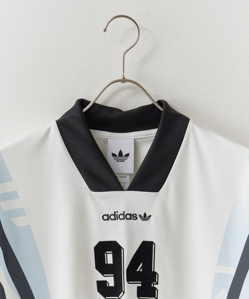 adidas(アディダス)の「adidas/アディダス サンティアゴ AOP インフィル ジャージ ゲームシャツ ユニフォーム風 サッカーTシャツ スポーティー 秋 秋服 2026年秋冬(Tシャツ/カットソー・メンズ・ホワイト・M/L/XL)」の19枚目の写真