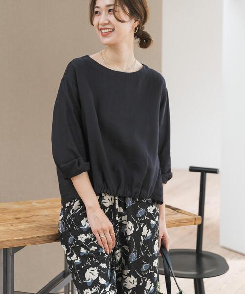 URBAN RESEARCH DOORS（アーバンリサーチドアーズ）の「リネンフロントギャザープルオーバー（シャツ/ブラウス・レディース・ネイビー/ライトグレー/ライトブルー・FREE）」の3枚目の写真