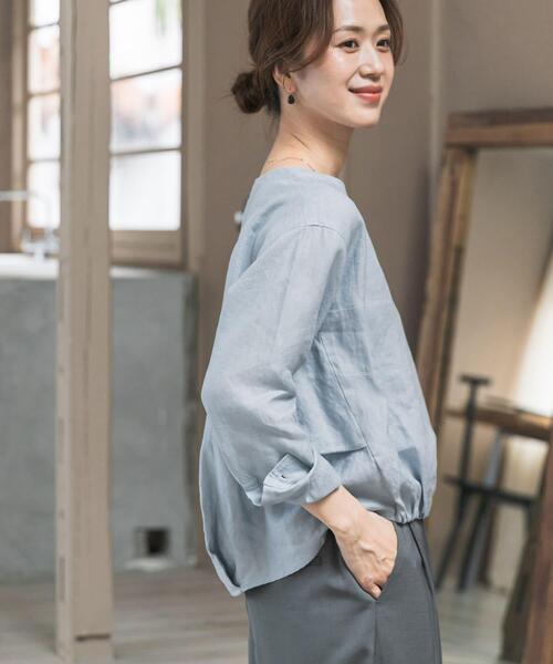 URBAN RESEARCH DOORS（アーバンリサーチドアーズ）の「リネンフロントギャザープルオーバー（シャツ/ブラウス・レディース・ネイビー/ライトグレー/ライトブルー・FREE）」の12枚目の写真